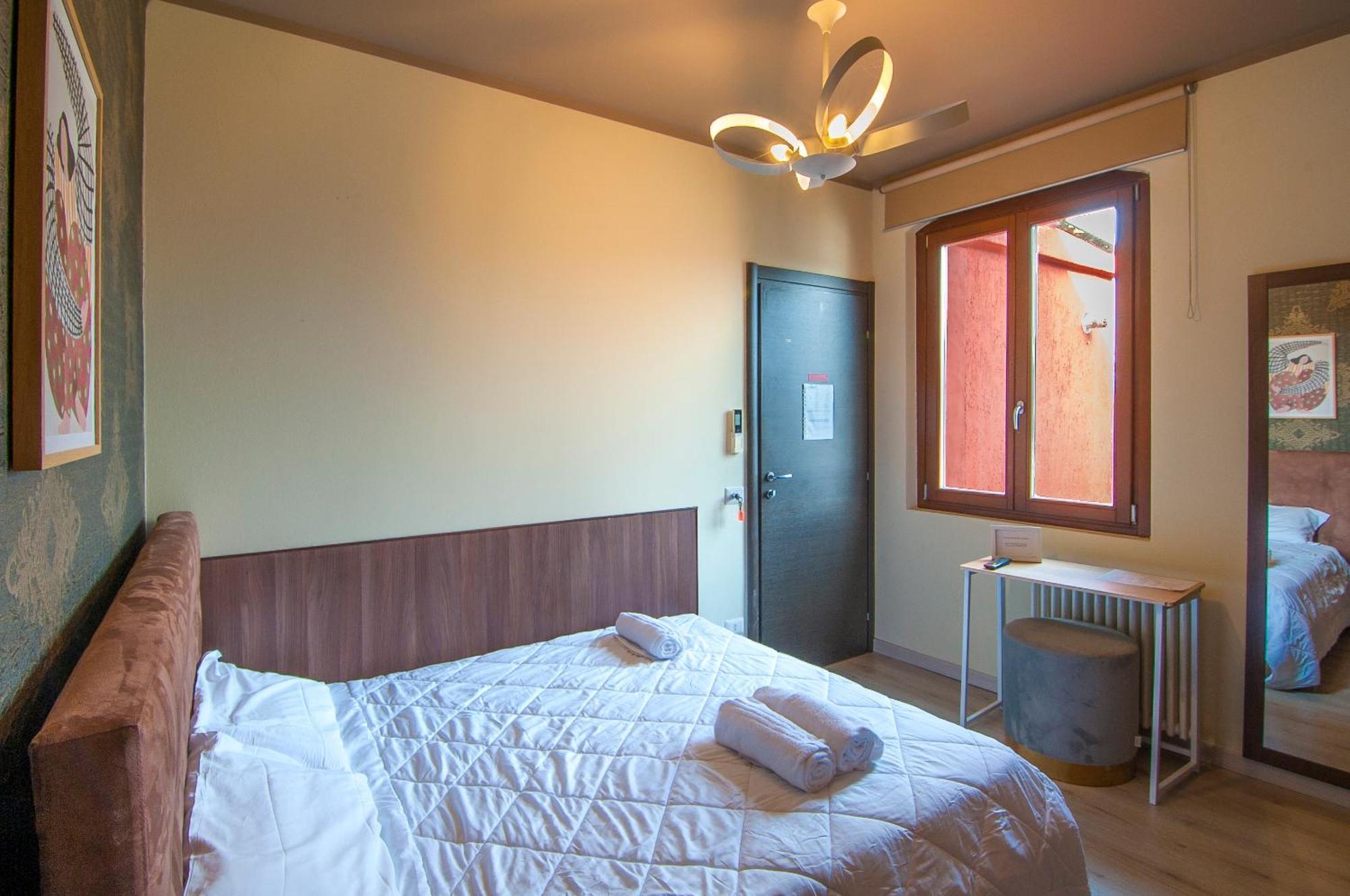 Italstay - Nuova Residenza Romeo - Affittacamere Verona Luaran gambar